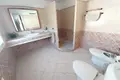 6-Schlafzimmer-Villa 380 m² l Alfas del Pi, Spanien