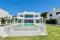 4 bedroom house 450 m² San Pedro Alcantara, Spain