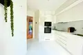 Mieszkanie 3 pokoi 195 m² Areeiro, Portugalia