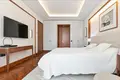 2 bedroom apartment 186 m² Tivat, Montenegro