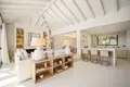 4 bedroom house 241 m² San Pedro Alcantara, Spain