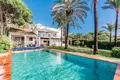 Haus 5 Schlafzimmer 420 m² Malaga, Spanien