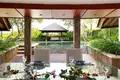 Villa de 6 chambres 789 m² Kerobokan Kelod, Indonésie