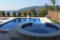 Casa 7 habitaciones 300 m² Herceg Novi, Montenegro