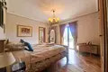 4-Schlafzimmer-Villa 550 m² lAlfas del Pi, Spanien