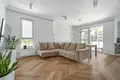Mieszkanie 3 pokoi 77 m² Warszawa, Polska