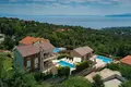 4 bedroom Villa 275 m² Poljane, Croatia