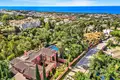 6-Schlafzimmer-Villa 800 m² Marbella, Spanien