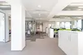 Propiedad comercial 10 habitaciones 354 m² en Varsovia, Polonia