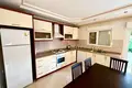 2 bedroom apartment 120 m² Mahmutlar, Turkey