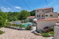 3 room house 218 m² Smoljanci, Croatia