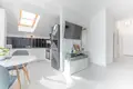 Mieszkanie 4 pokoi 61 m² Warszawa, Polska
