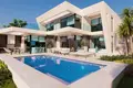 4 bedroom Villa 380 m², All countries