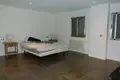 4-Schlafzimmer-Villa 310 m² Chiva, Spanien