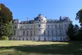 Zamek 37 pokojów 3 000 m² Paryż, Francja
