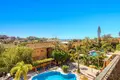 Mieszkanie 2 pokoi 120 m² Benalmadena, Hiszpania