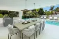 5-Schlafzimmer-Villa 667 m² San Pedro Alcantara, Spanien