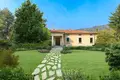 Casa 3 habitaciones 1 500 m² Lombardía, Italia