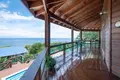 4 bedroom house 204 m² Calabash Bight, Honduras