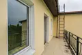 House 665 m² Pryliepy, Belarus