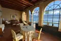 Villa 8 bedrooms 1 500 m² Tavernola Bergamasca, Italy