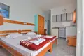 Hotel 900 m² en Neos Panteleimonas, Grecia