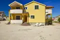 Villa de 7 dormitorios 340 m² Vodice, Croacia