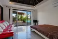 Villa de tres dormitorios 240 m² Phuket, Tailandia