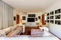 Villa 10 bedrooms 1 637 m² Nyambu, Indonesia