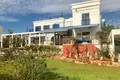 Villa 450 m² koinoteta armenochoriou, Bases souveraines britanniques