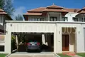 4-Schlafzimmer-Villa 200 m² Phuket, Thailand