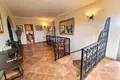 4-Schlafzimmer-Villa 550 m² lAlfas del Pi, Spanien