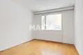 3 bedroom apartment 95 m² Helsinki sub-region, Finland