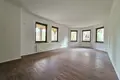 Квартира 6 комнат 200 м² в Варшаве, Польша