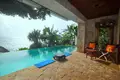 Villa de 4 dormitorios 250 m² Phuket, Tailandia
