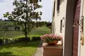 Villa 50 habitaciones 4 878 m² San Gimignano, Italia