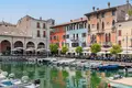 Penthouse 4 bedrooms 363 m² Desenzano del Garda, Italy