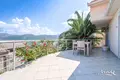 Villa de 4 dormitorios 200 m² Tivat, Montenegro