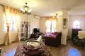 3-Schlafzimmer-Villa 150 m² Torrevieja, Spanien