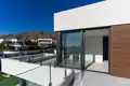 Casa 4 habitaciones 228 m² Finestrat, España