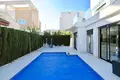 4-Schlafzimmer-Villa 146 m² Urbanizacion Mil Palmeras, Spanien