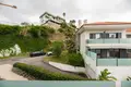 Complejo residencial Moradia T3 Renovada em Condomínio com Piscina – Monte Estoril