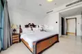 Mieszkanie 7 pokojów 485 m² Dubaj, Emiraty Arabskie