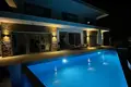 Casa 4 habitaciones 375 m² Mouttagiaka, Chipre
