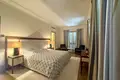 Квартира 5 комнат 223 м² в Тивате, Черногория
