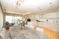 Willa 6 pokojów 280 m² Muratpasa, Turcja