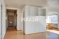 2 bedroom apartment 76 m² Jaervenpaeae, Finland