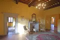 4 bedroom Villa 1 000 m² Arezzo, Italy