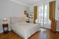 Mieszkanie 4 pokoi 160 m² Paryż, Francja