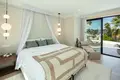 5 bedroom villa 401 m² Marbella, Spain